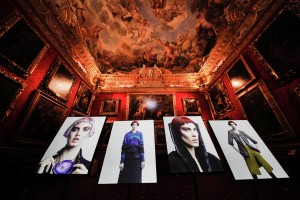 Karl_Lagerfeld_Vision_of_Fashion_Inaugurazione-25-0x600_PU12L1