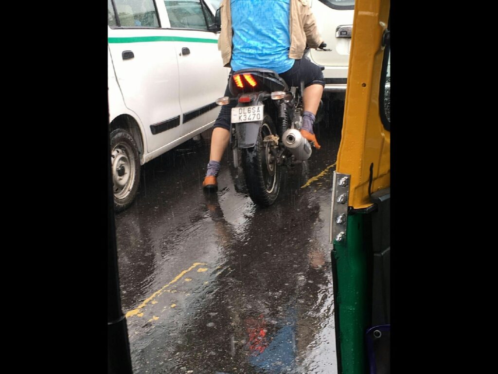 danzando sotto la pioggia