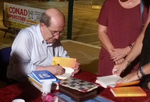 ernesto-olivero-firma-autografi-viserba